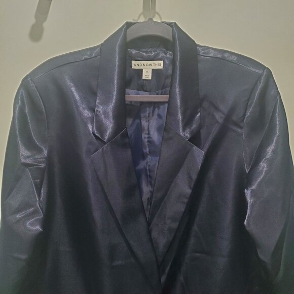 And Now This NWT Women's Navy Blue Satin Oversized Lightweight Blazer  XL - Picture 2 of 11